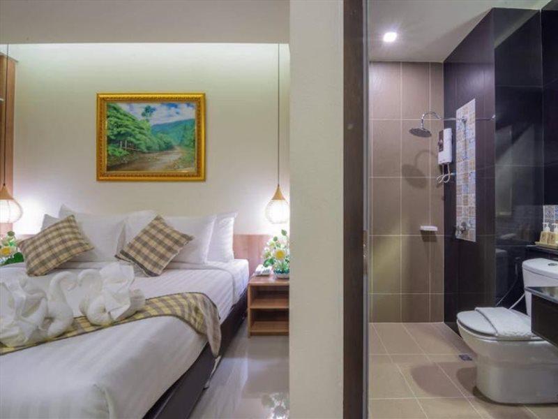 נחון סי טמארט Pura Nakhon Hotel מראה חיצוני תמונה