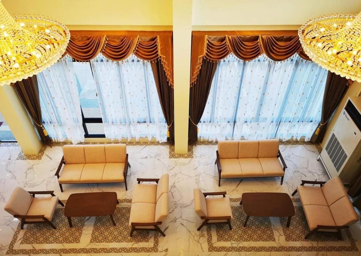 נחון סי טמארט Pura Nakhon Hotel מראה חיצוני תמונה